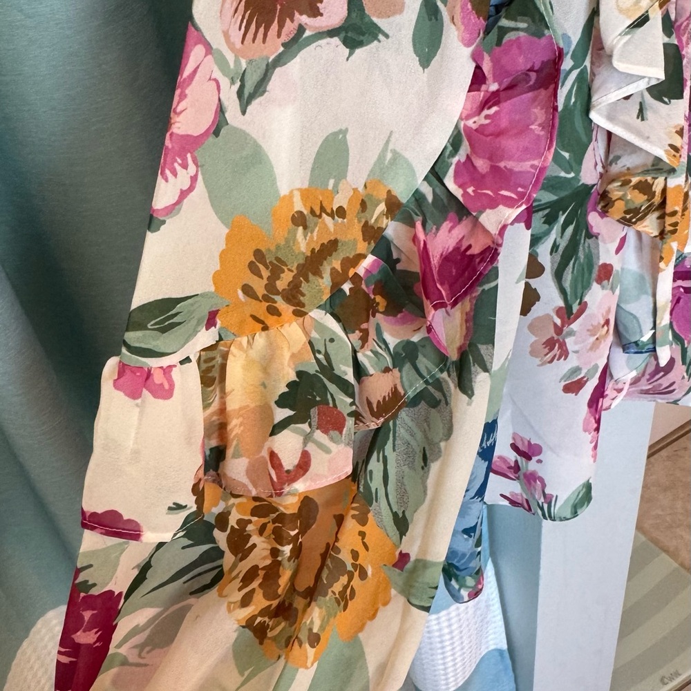 Aura Red Dress Boutique Multicolor Floral Ruffle Blouse - Picture 4 of 12